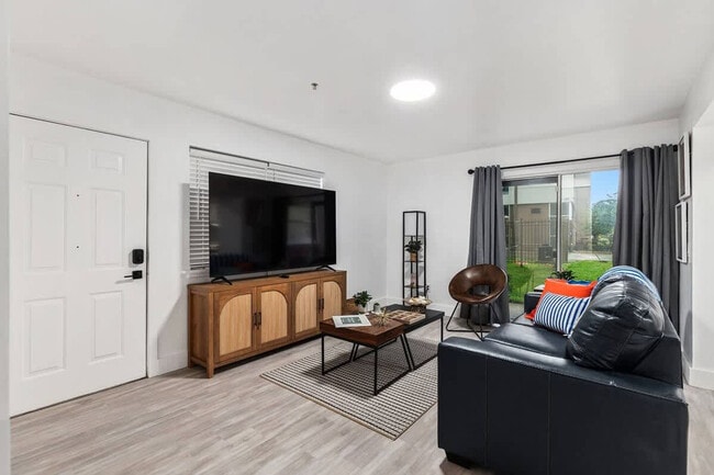 Foto del edificio - 2360 SW Archer Rd