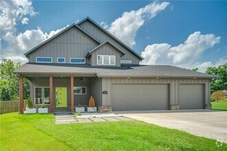 Building Photo - 612 S 58th Ct