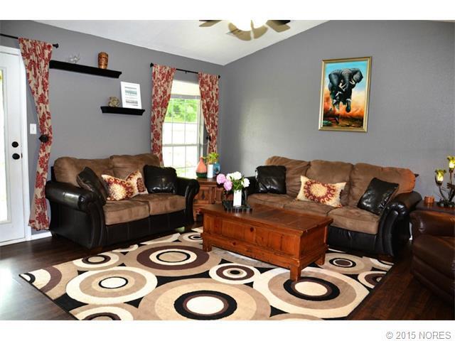 Foto del edificio - 9427 Magnolia Wood Dr