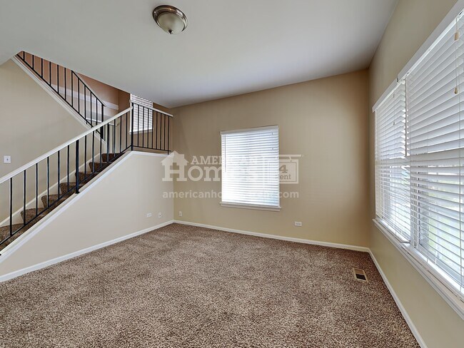 Building Photo - 2828 Sunvalley Drive