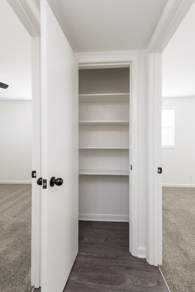 The Village at Hermitage 4223 Nepal Dr Hermitage, TN Apartments for