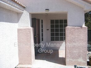 Building Photo - 5716 Grand Entries Dr