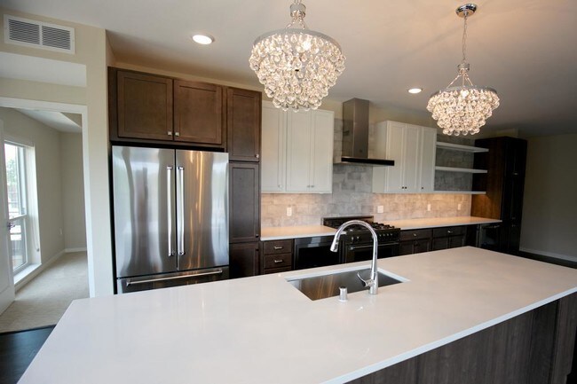 Foto del edificio - 2810 W 43rd St