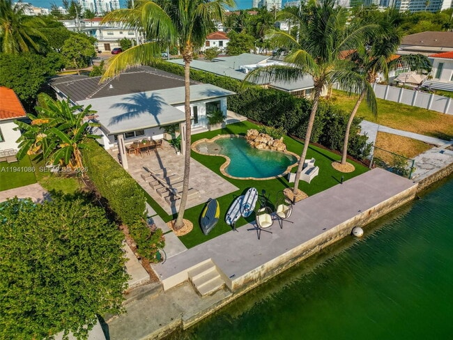 Photo - 7810 Hawthorne Ave House