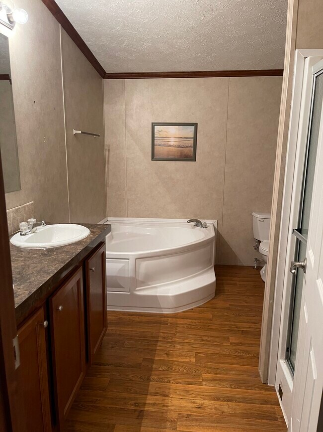 Foto del edificio - 1070 State Hwy B