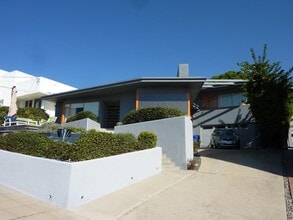 Building Photo - 3527 Lark St