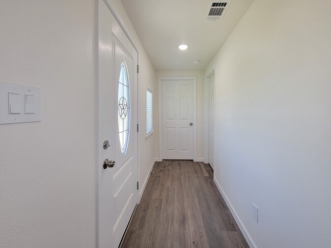 Foto del edificio - 413 S Market St