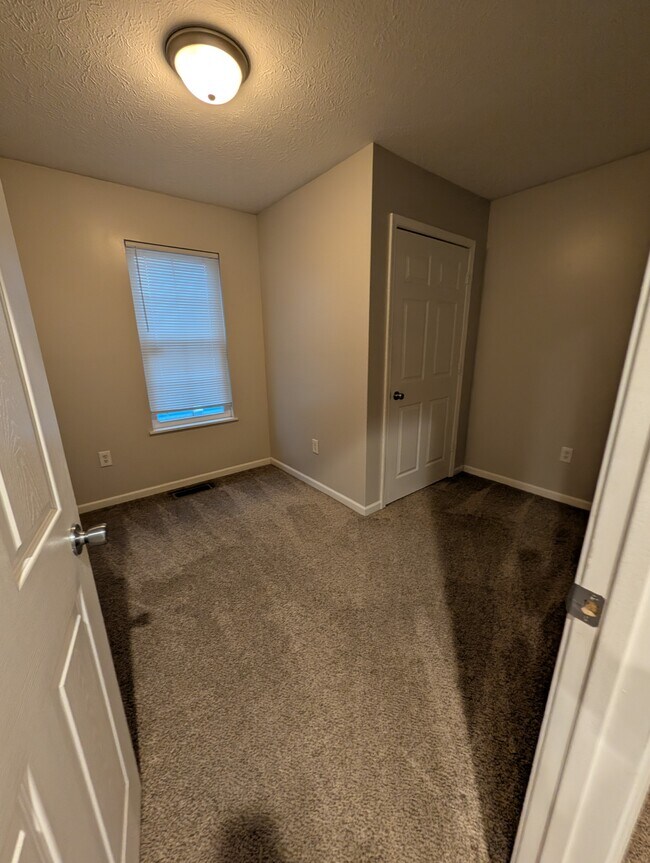 Foto del edificio - 825 Camp St