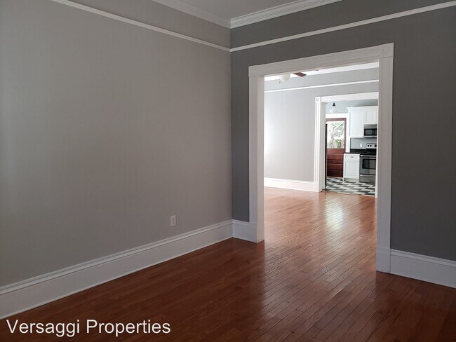 Building Photo - 3 br, 2 bath House - 506 E Park Ave
