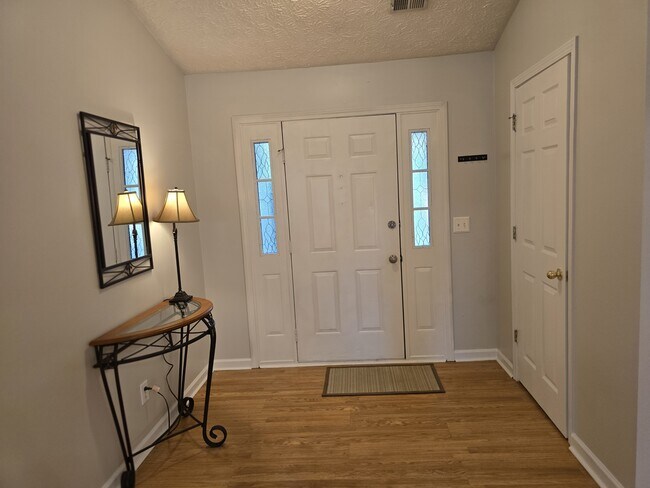 Foto del edificio - 3585 Plum Creek Trail NW
