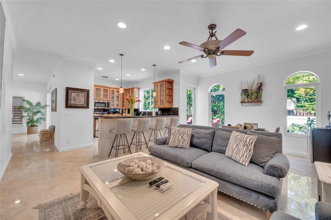 Building Photo - 3315 NE 17th St