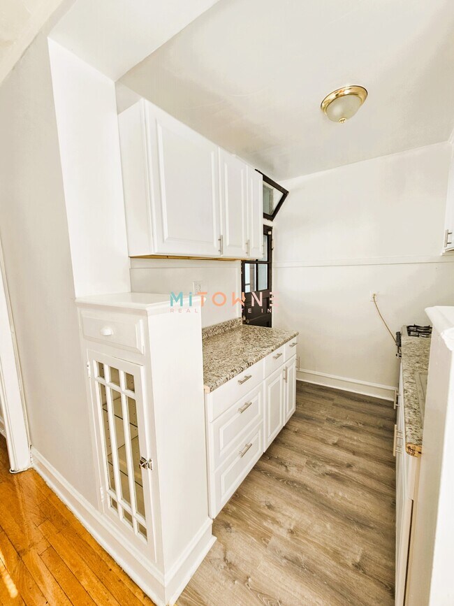 Foto del edificio - 4700 N Hermitage Ave