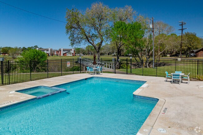 Piscina - The Landing Apartments