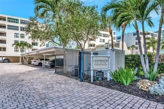 Building Photo - 101 Sunset Dr