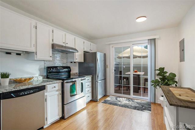 Foto del edificio - 2223 Sunridge Cir