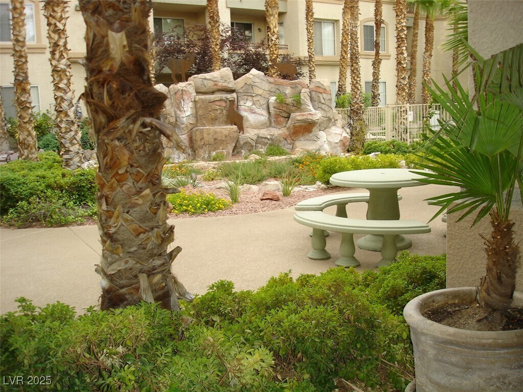 Primary Photo - 7139 S Durango Dr