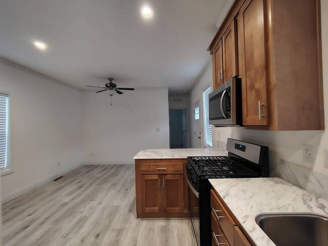 Building Photo - 6656 Pentz Rd