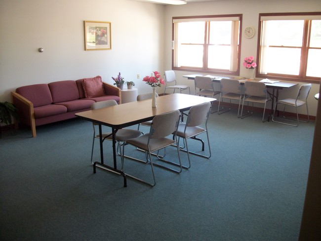 Community room - 711 W Jefferson St