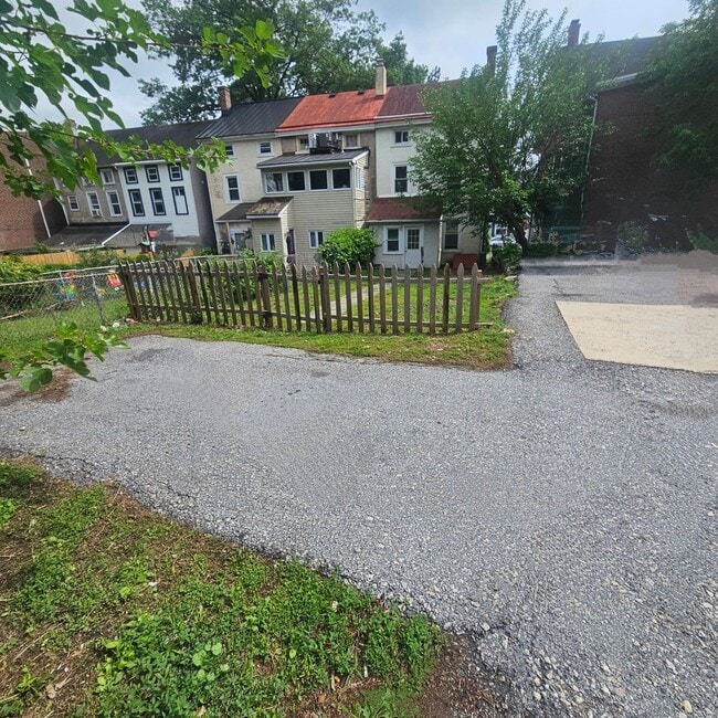 Building Photo - 249 Washington Ave