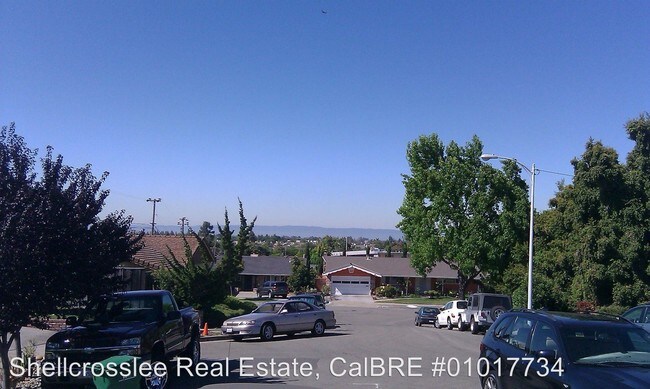 Building Photo - 657 Cherokee Ct