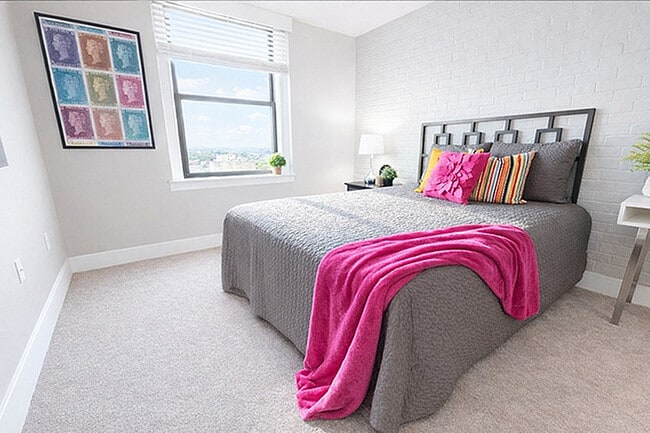 Pisos en Quinta Apartamentos con vistas a la ciudad - Flats on Fifth