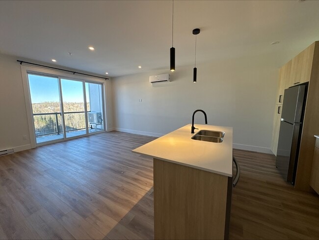 Photo du bâtiment - 1035 Melanson Rd