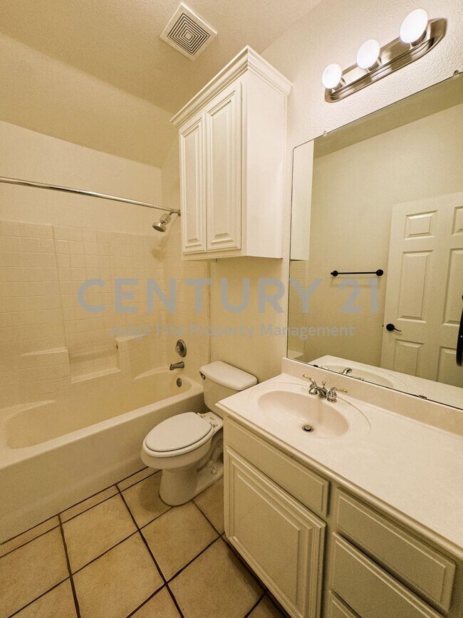 Building Photo - Beautiful 3/2 Home in Award Winning Keller...