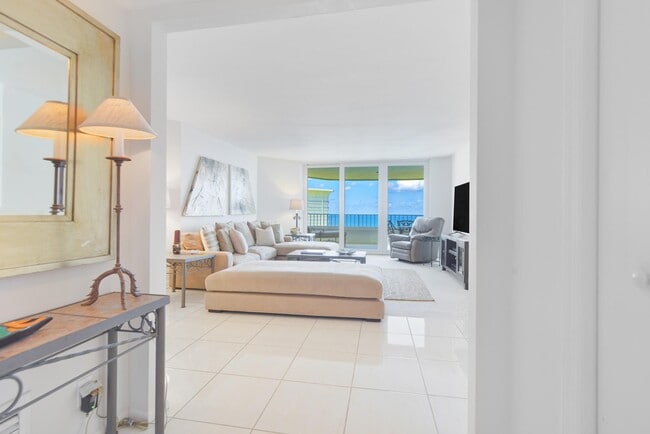 Foto del edificio - 550 S Ocean Blvd