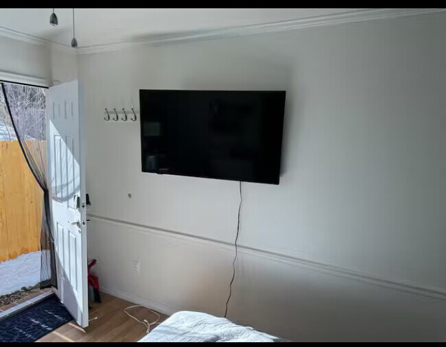 Foto del edificio - 2713 Northcrest Dr