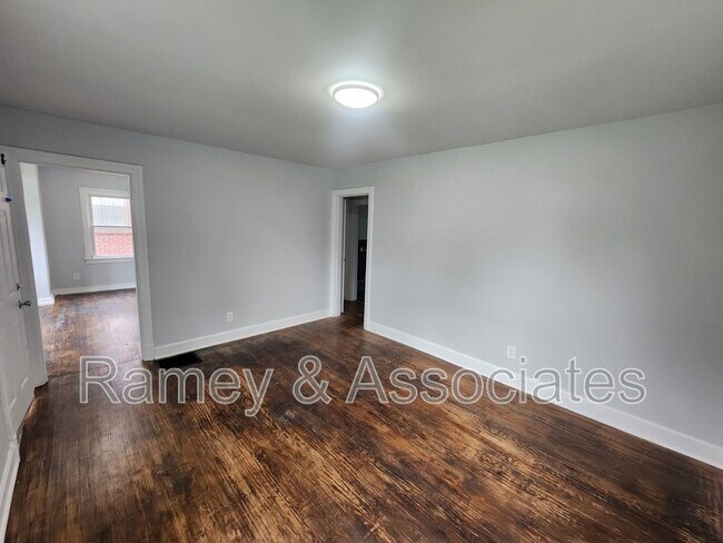Foto del edificio - 4505 S 1st St