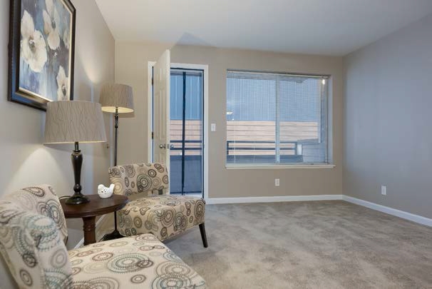 Interior Photo - Harbor Square Apartment