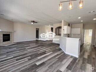Building Photo - 7413 Maplewood Dr