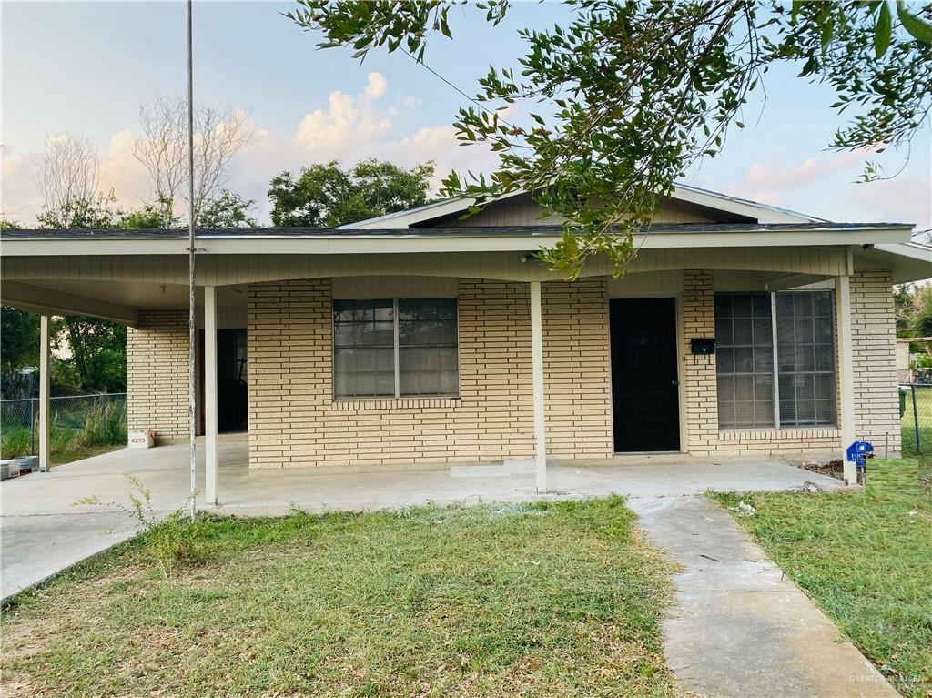 Primary Photo - 217 E Raymond Ave