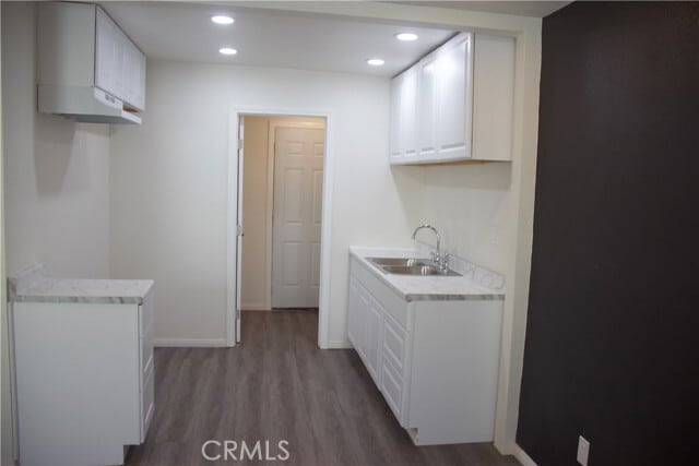 Building Photo - 372 E 55th St