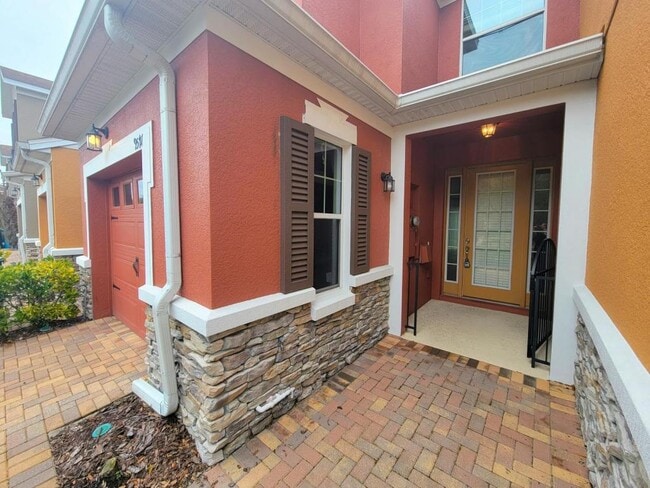 Building Photo - 9571 Silver Buttonwood