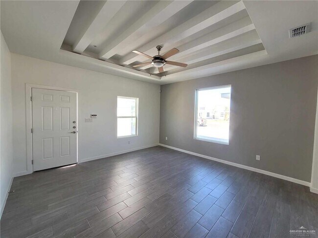 Building Photo - 17 E Campeche St