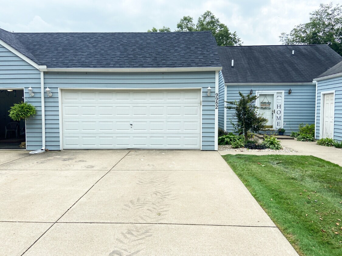 9982 Shamrock Ln Unit 9982, Hillsboro, OH 45133 Condo for Rent in Hillsboro, OH