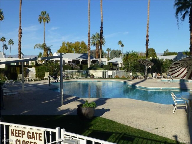 Foto del edificio - 3 br, 2 bath House - 1706 Capri Cir