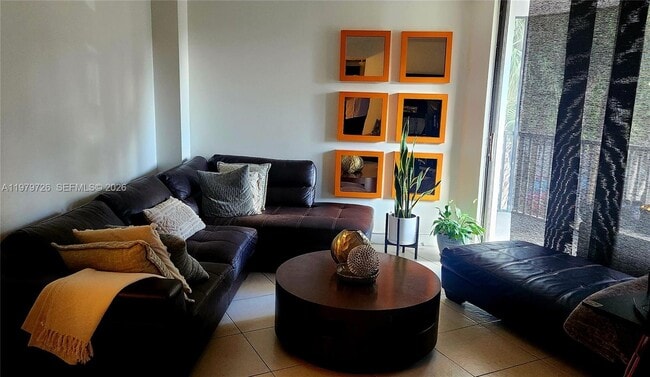 Foto del edificio - 3301 N Country Club Dr