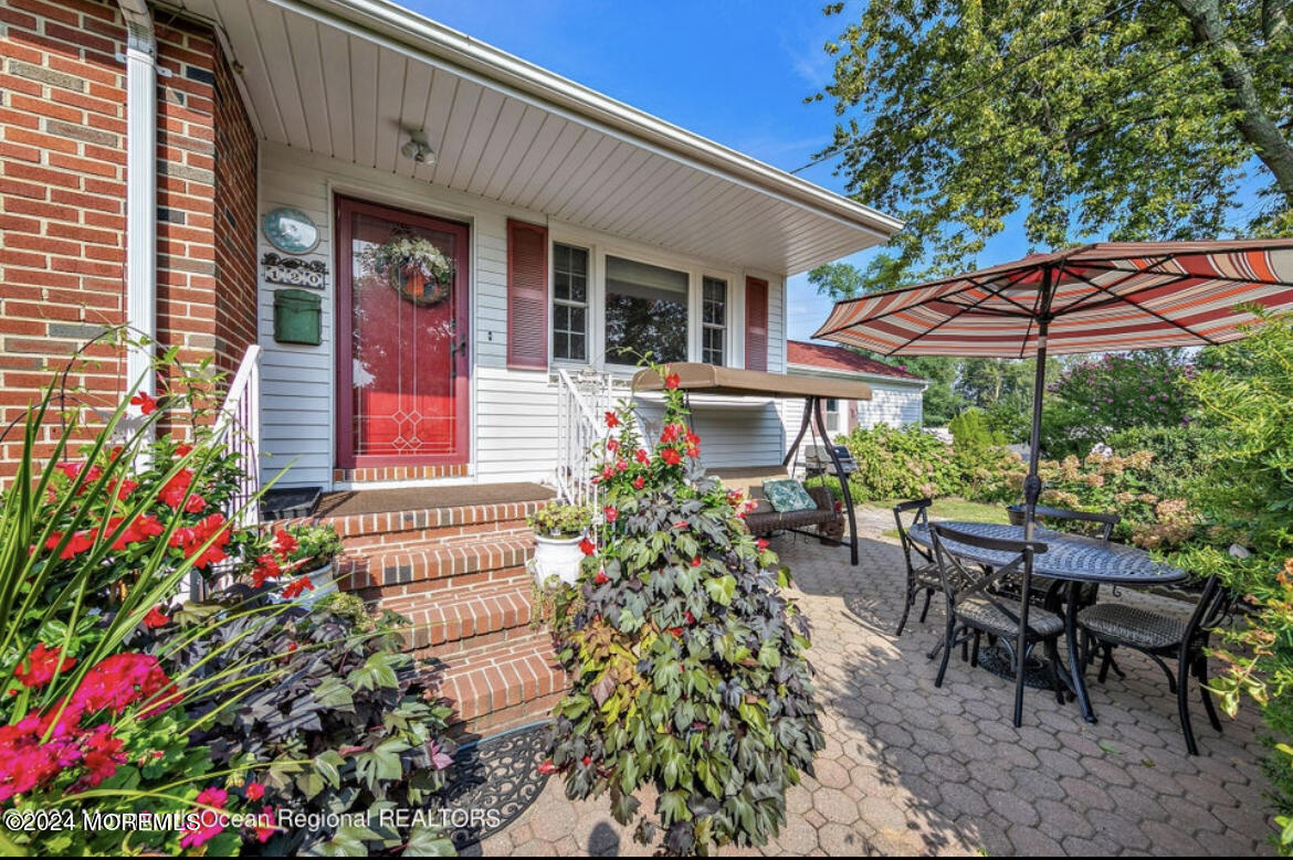 Foto principal - 120 Hulick Pl