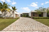 Foto principal - 16539 Botaniko Dr N