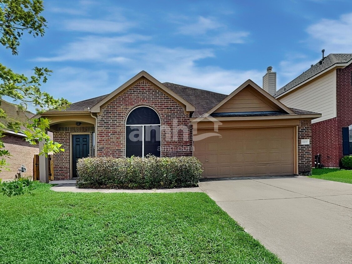 Primary Photo - 10019 Blissful Valley Ln