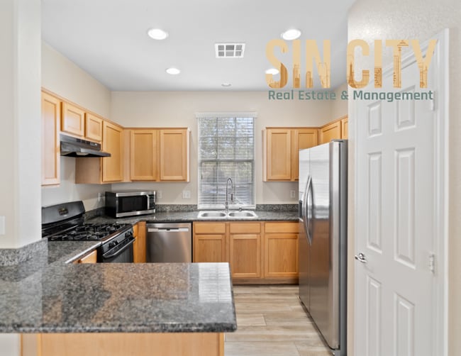 Building Photo - 5377 Brazelton St