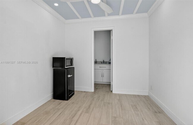 Foto del edificio - 7145 Promenade Dr
