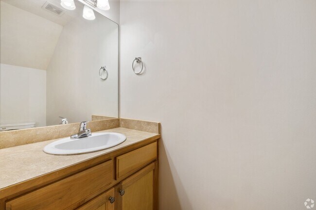 Building Photo - SIGN TODAY HALF OFF YOUR SECOND MONTH'S RENT Seth Place Townhomes- 2BD/2BA Townhomes