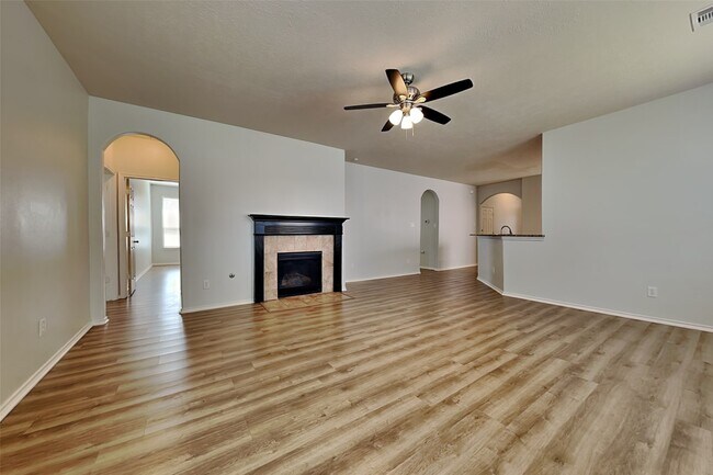 Foto del edificio - 3619 Beacon Creek Ct