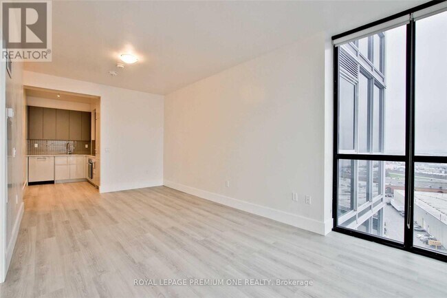 Building Photo - 2916 Hwy 7