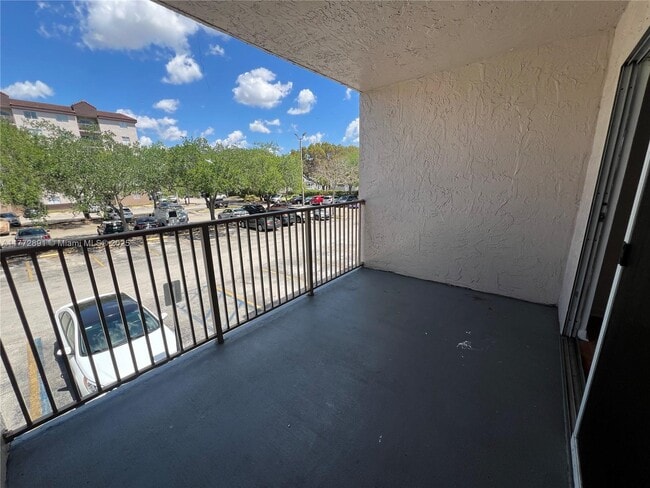 Foto del edificio - 15201 SW 80th St
