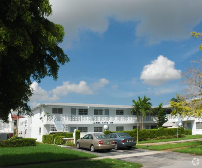314 S Luna Ct Hollywood Fl 33021 Apartments Primary Photo 314 S Luna Ct