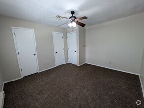 Building Photo - 4408 W Bellview Dr